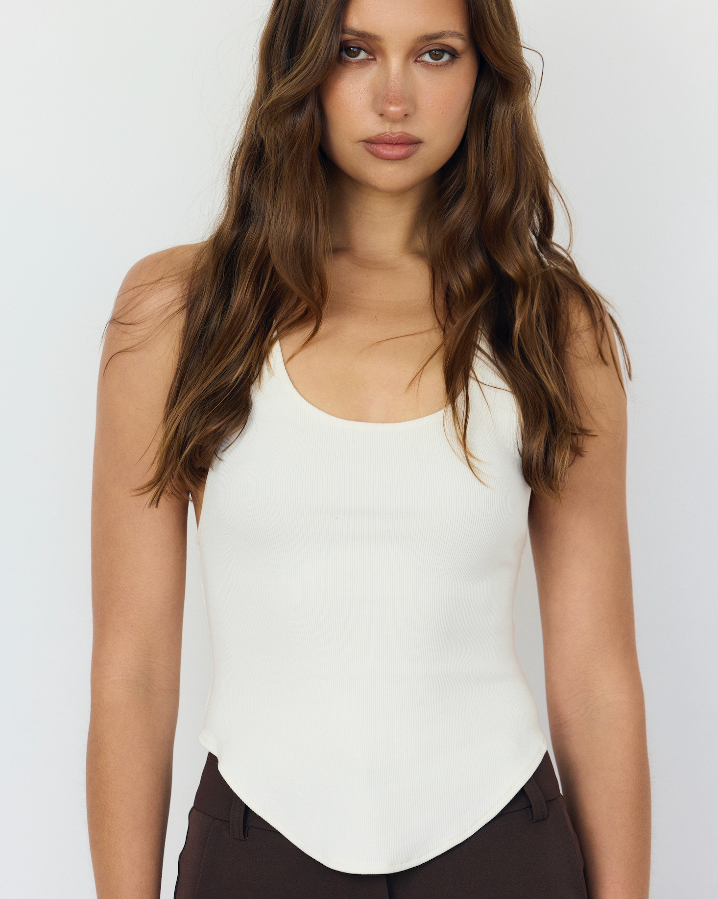 TYPESERVICE　Rabbit Ruched Top [White]　韓国 7차] Rabbit Ruched Top [White] - 타입서비스